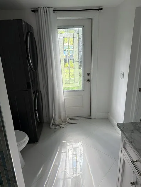 2 bed, 1200 sqft, $2,675 — Photo 3