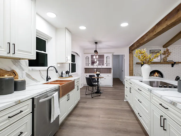 10922 Ferndale Rd — Photo 1