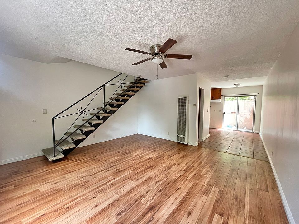 1st image of 315 E Avenue 31 APT 4