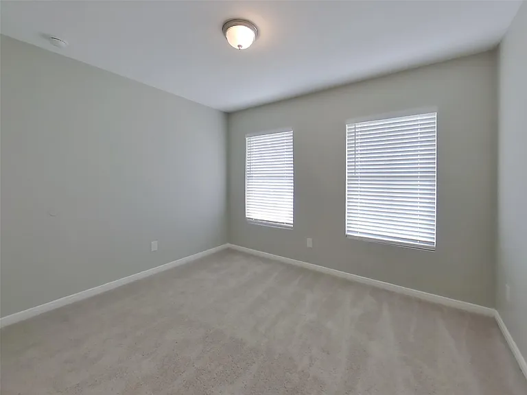 10050 Cerritos Dr — Photo 9