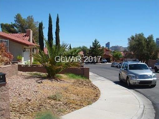 3rd image of 5046 Leota Ct