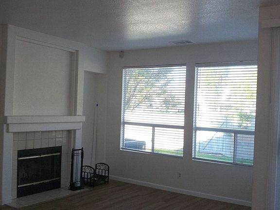 5th image of 3417 W Island Ct