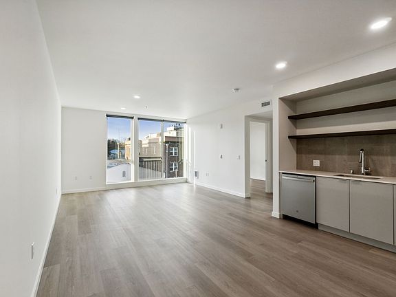 2nd image of 23 N Broadway #1307
