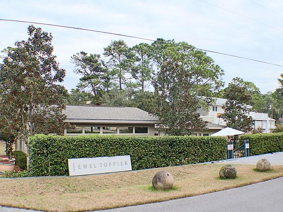 5th image of 52 Dolphin Dr