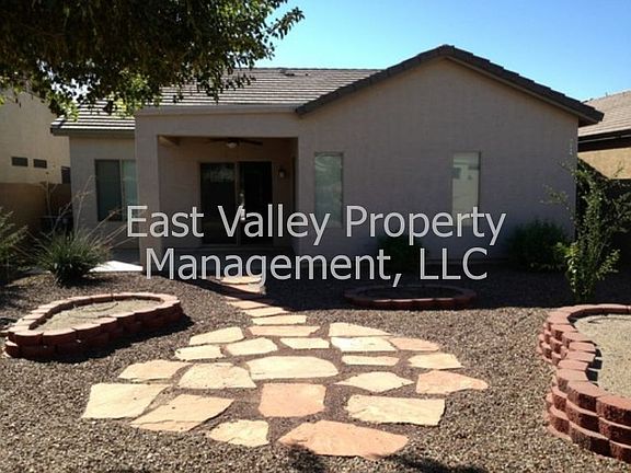 2nd image of 496 E Goldmine Ln