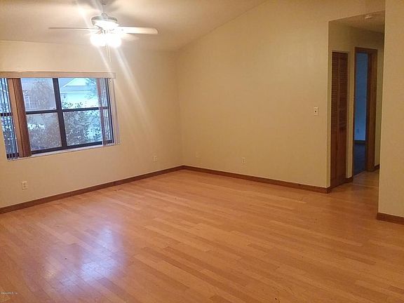 4th image of 6140 SE 39th Ave