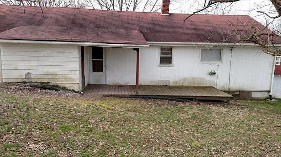 4th image of 419 Astor St