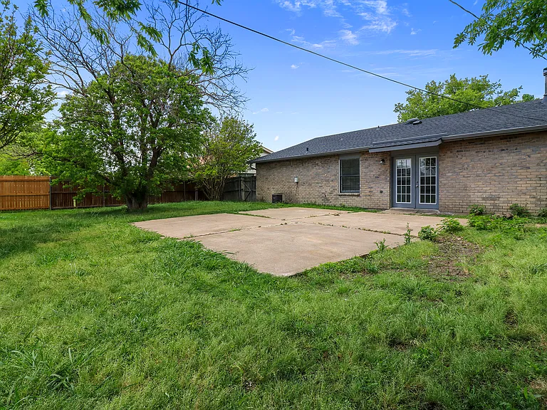 7012 Lincolnshire Ln — Photo 15