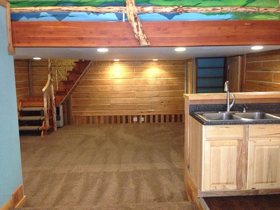 Kitchen & Living room
