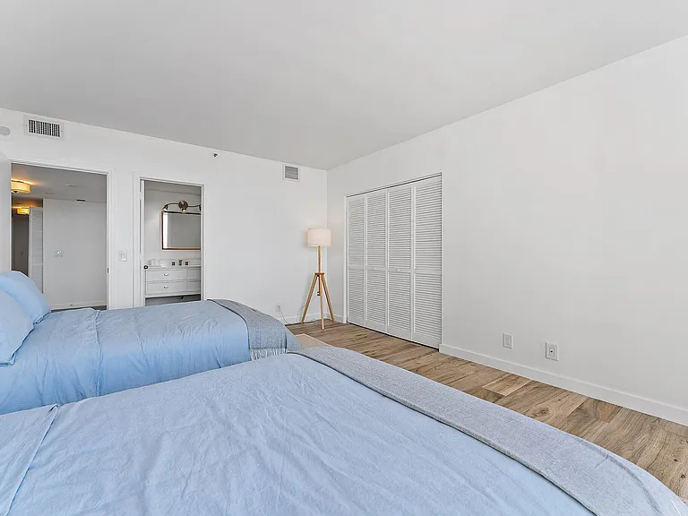 4000 N Ocean Dr #703 — Photo 31