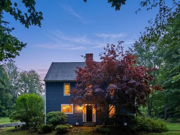 1488 Hatfield Road, Hopkinton, NH 03229