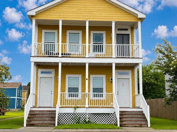 2401 Esplanade St #A & B, Ocean Springs, MS 39564