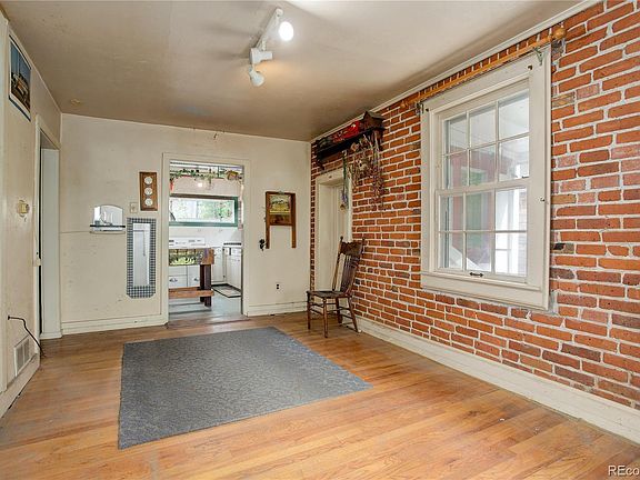 5th image of 2040 S Pearl Street