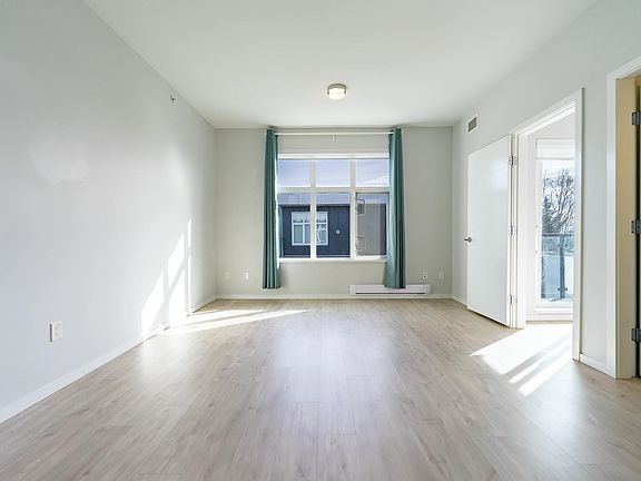 5th image of 6283 Kingsway #Penthouse 27