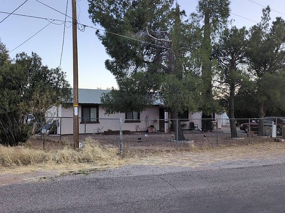 3rd image of 443 Aleta Ct