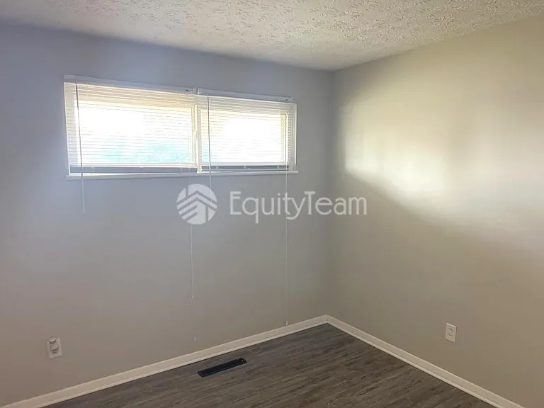 5612 Harshmanville Rd — Photo 35