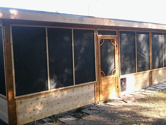 screened in patio