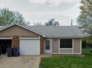 1718 W Spruce St #1718, Olathe, KS 66061