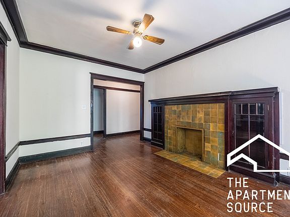 3rd image of 2426 N Sawyer Ave APT 1W