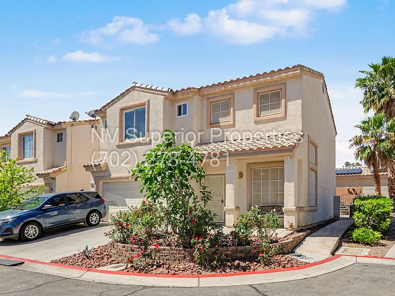 7929 Dana Maple Ct — Photo 3