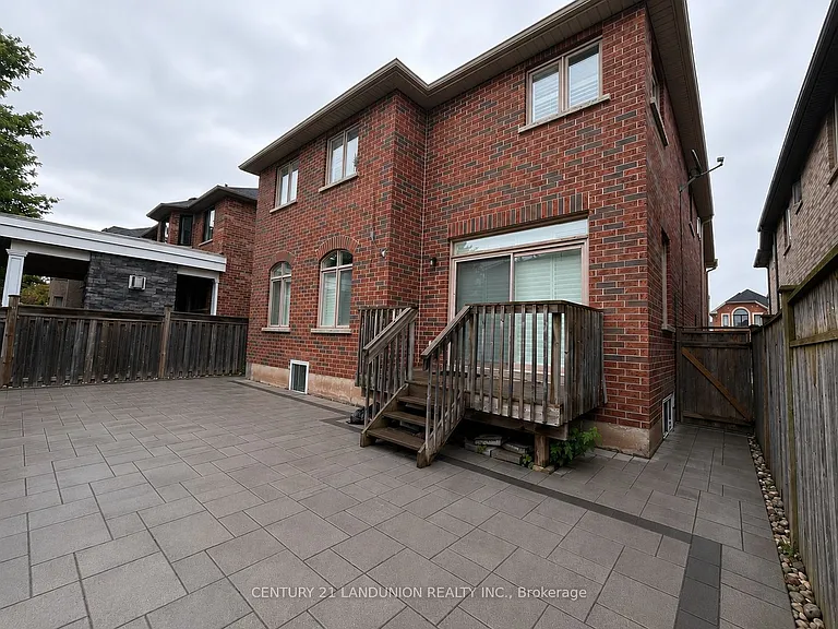 2238 Gladacres Ln — Photo 29