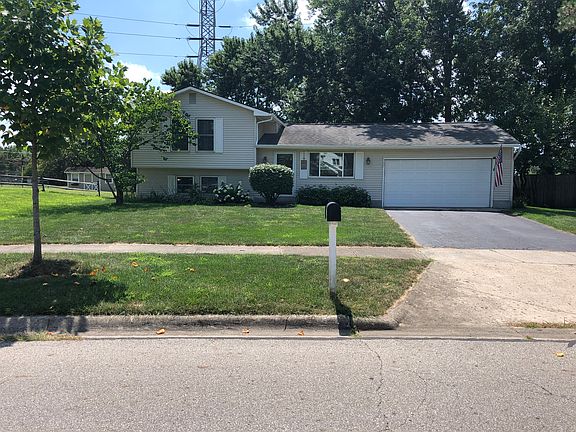 2nd image of 707 Lakeland Dr