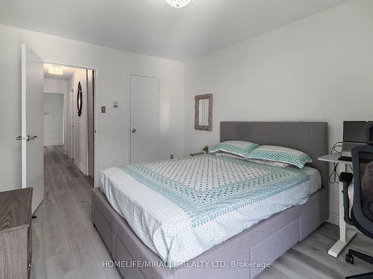 3025 Queen Frederica Dr #807 — Photo 27