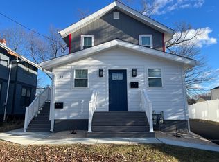 33 W Avon Rd FLOOR 2, Brookhaven, PA 19015