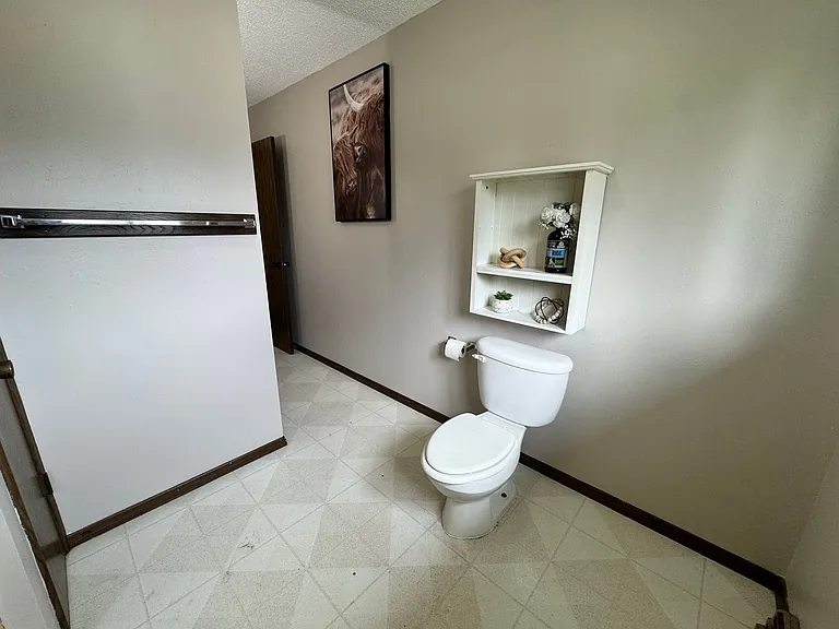 1815 Alden Ave — Photo 29