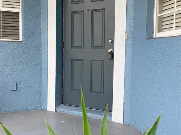 6710 Lake Camden Way, Gibsonton, FL 33534