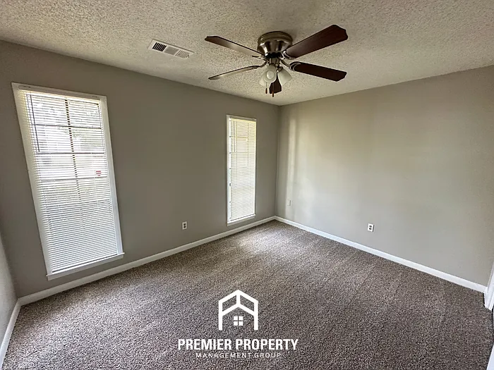 6167 Scarlet Leaf Dr — Photo 10