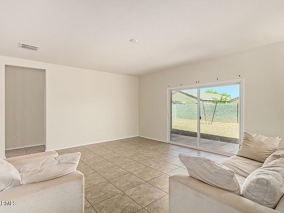 5th image of 36440 W PICASSO Street