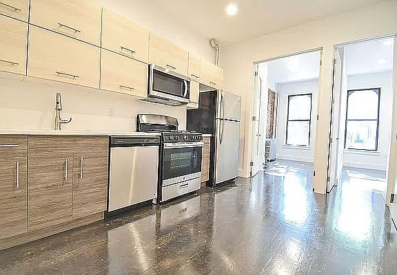 5th image of 60 Brooklyn Ave #1F