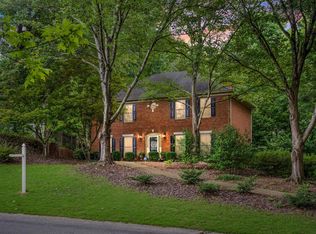 1211 Lake Forest Cir, Birmingham, AL 35244