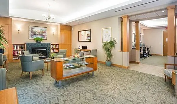 1 bed, 1024 sqft, $2,600 — Photo 2