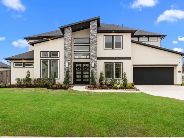 3335 Winterwood Way, Weston Lakes, TX 77441