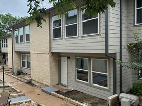 2124 Burton Dr, Austin, TX