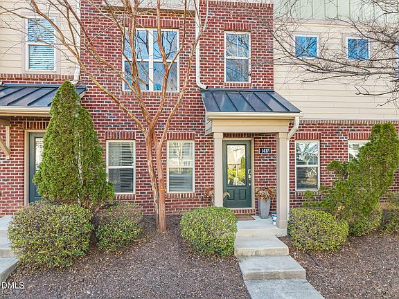 3rd image of 1417 Crafton Way