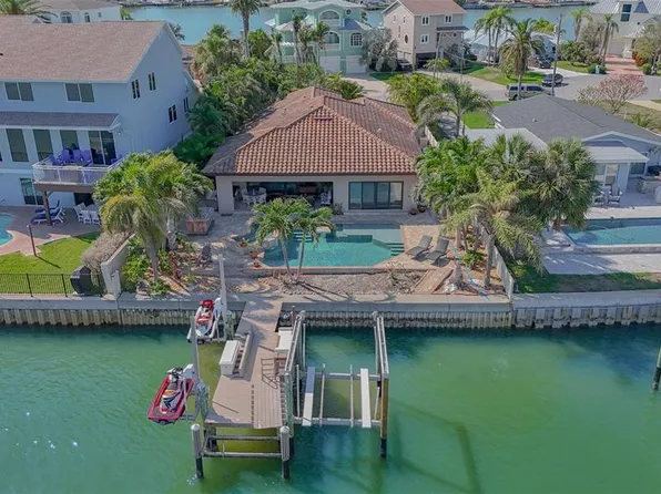 487 Harbor Dr S, Indian Rocks Beach, FL 33785