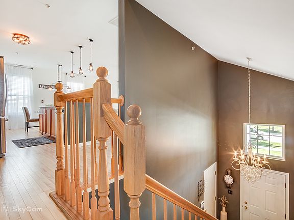 4th image of 108 Schneider Ct #0