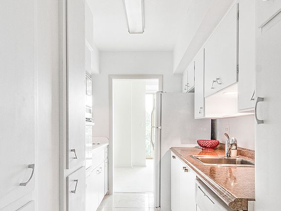 4th image of 311 Morse Blvd #1-6