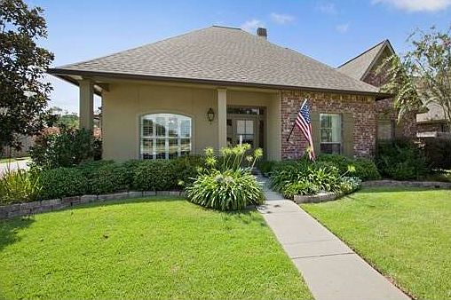 1st image of 16421 Oakview Dr