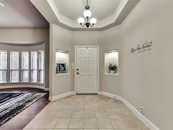 5th image of 730 Mill Pond Dr