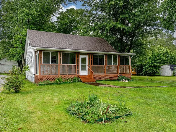 13186 Sunset Dr, Dillsboro, IN 47018