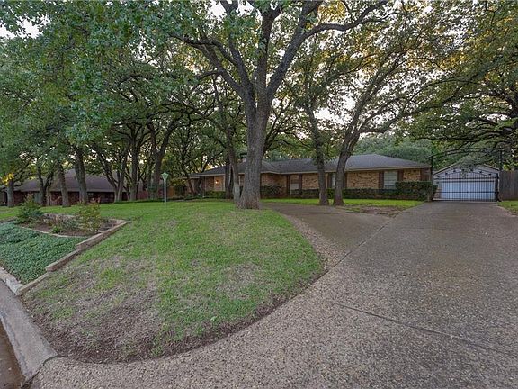 3rd image of 708 Pennsylvania Dr