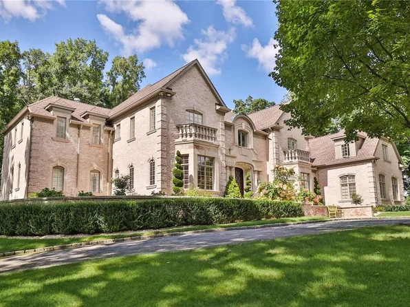 3 Pineview Circle, Purchase, NY 10577