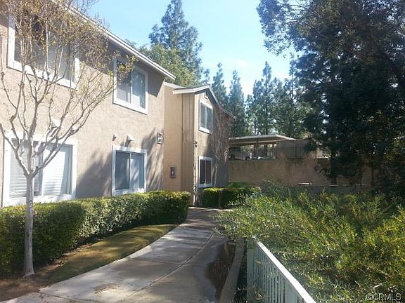3rd image of 2620 Avenida Del Vis