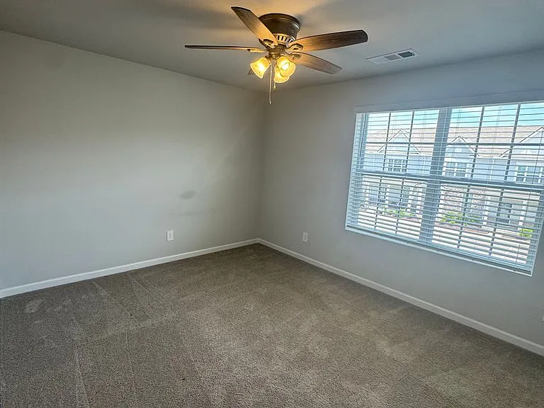 1406 Walker Way — Photo 19