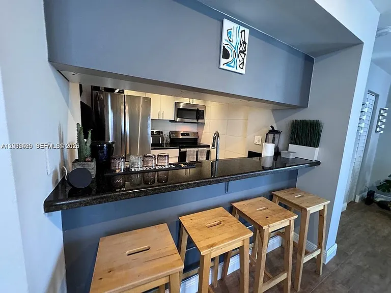 800 N Miami Ave #E-1008 — Photo 7