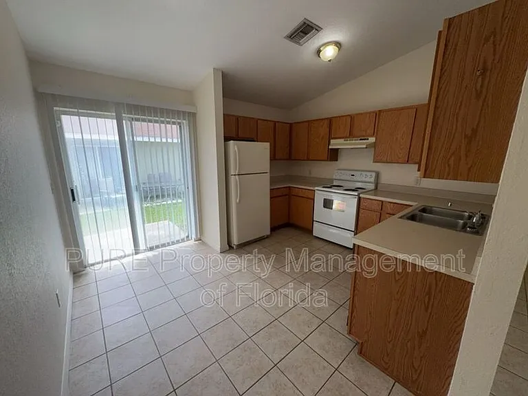 7455 Midway Ter #H — Photo 10